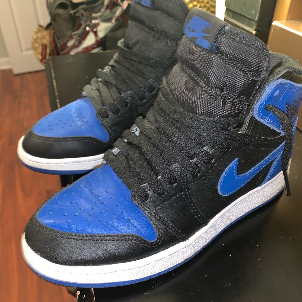 Royal blue and black Air Jordan size 5.5